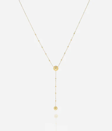Collier Amber ZAG – Pendentif ovale serti zircons acier doré or fin, vue face au décolleté. Les Tendances de Charlotte, Saint-Quentin.