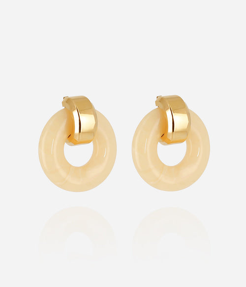 Boucles d'oreilles Hereiti ZAG acier doré hypoallergénique porté, bijoux femme
