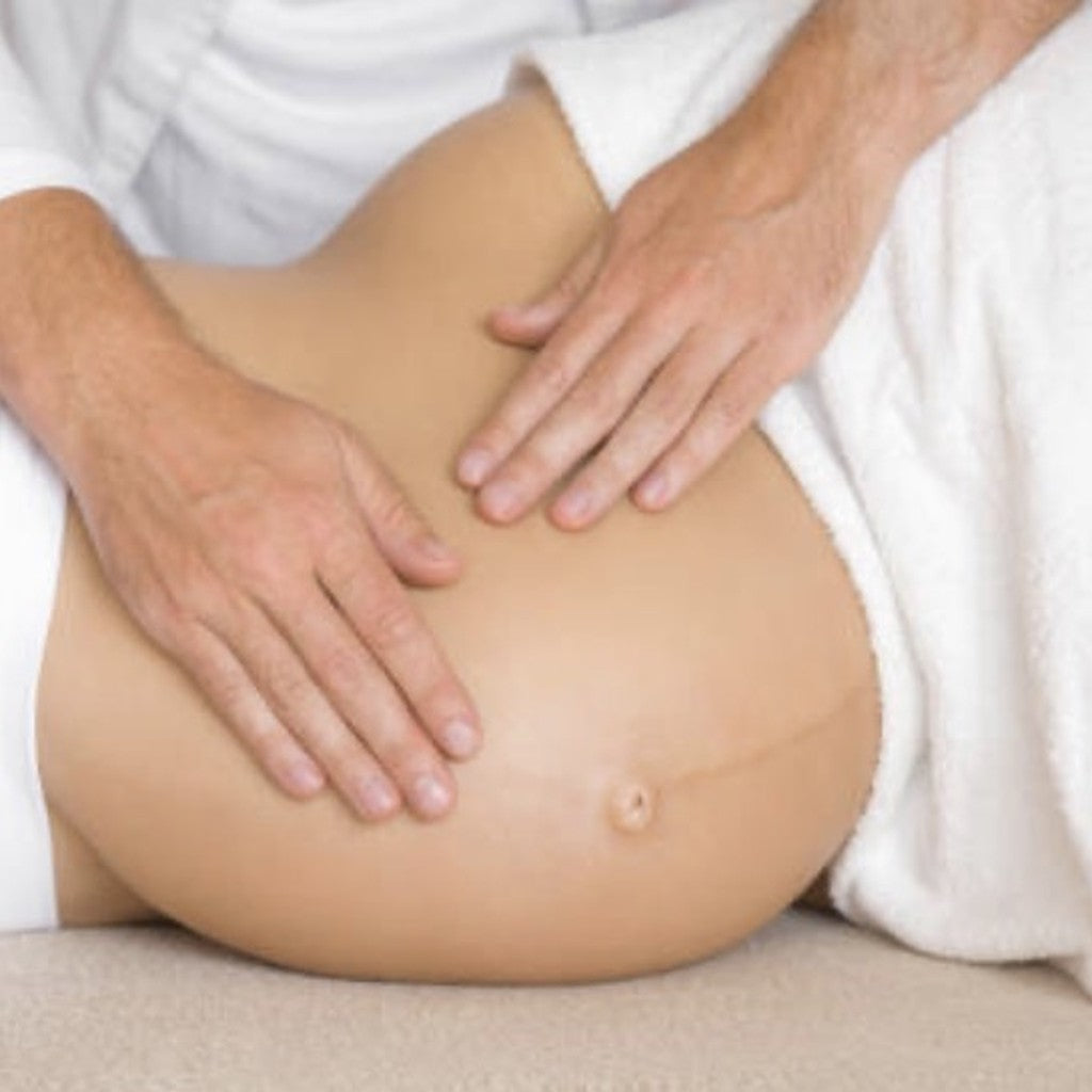 Massage femme enceinte en position latérale, soin En attendant bébé à Saint-Quentin